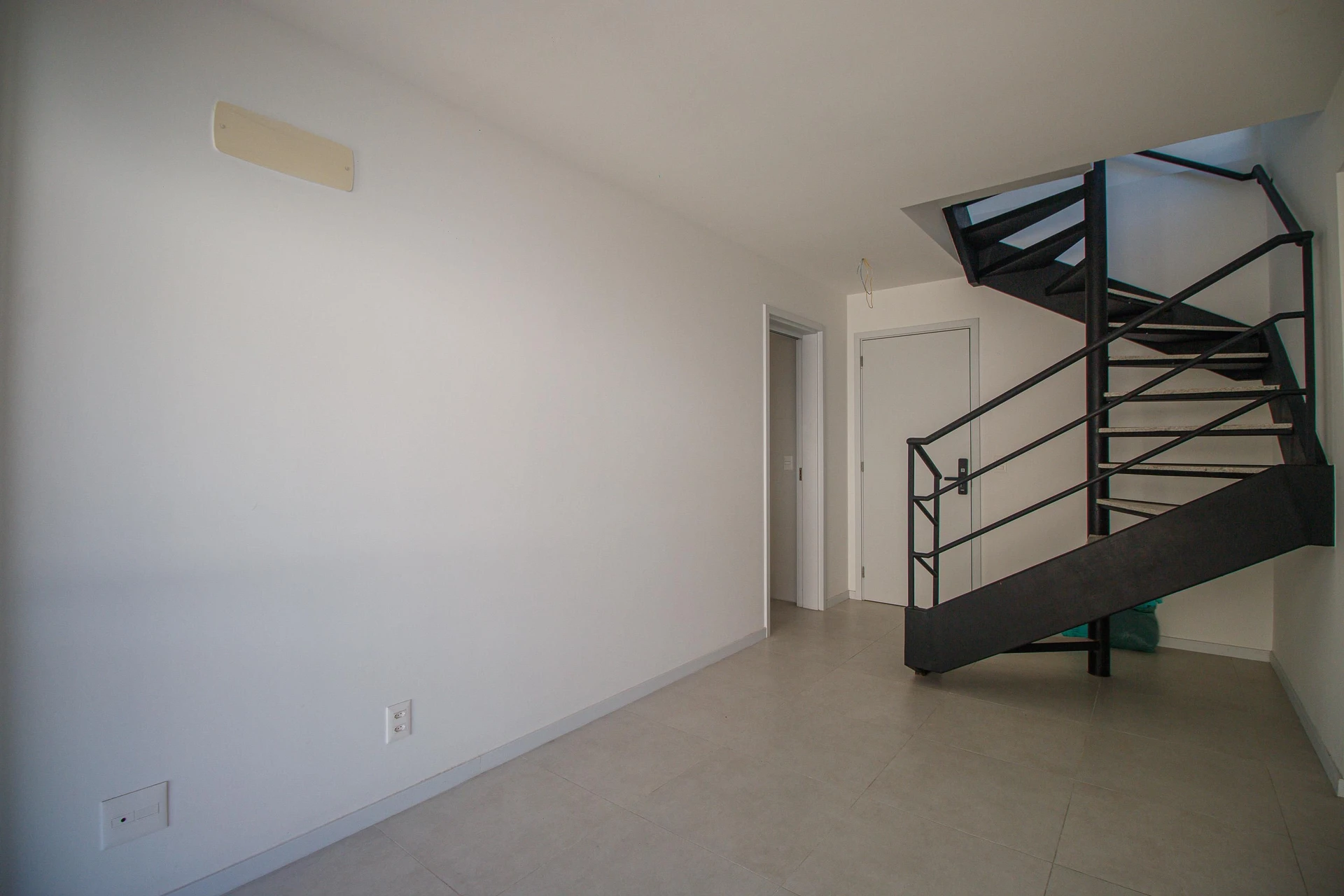 Apartamento mobiliado com 3 quartos e 3 banheiros — photo 50