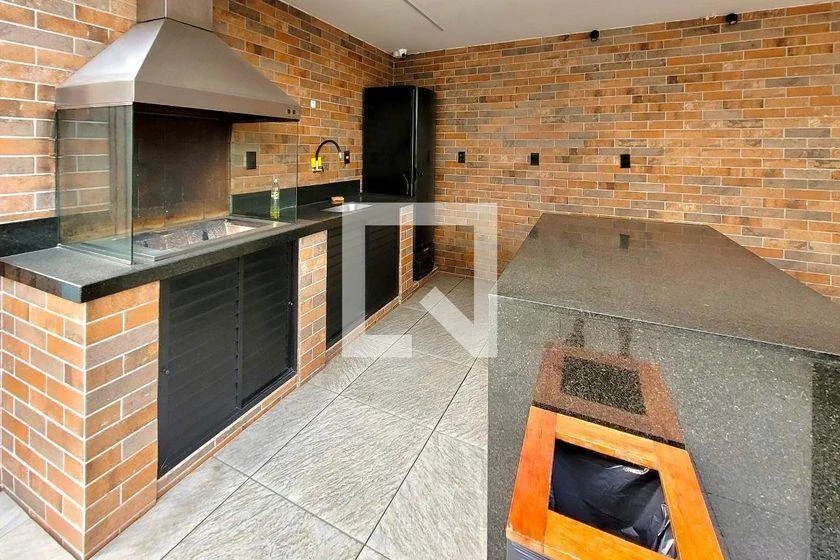 One-bedroom apartment with a washing machine — photo 36