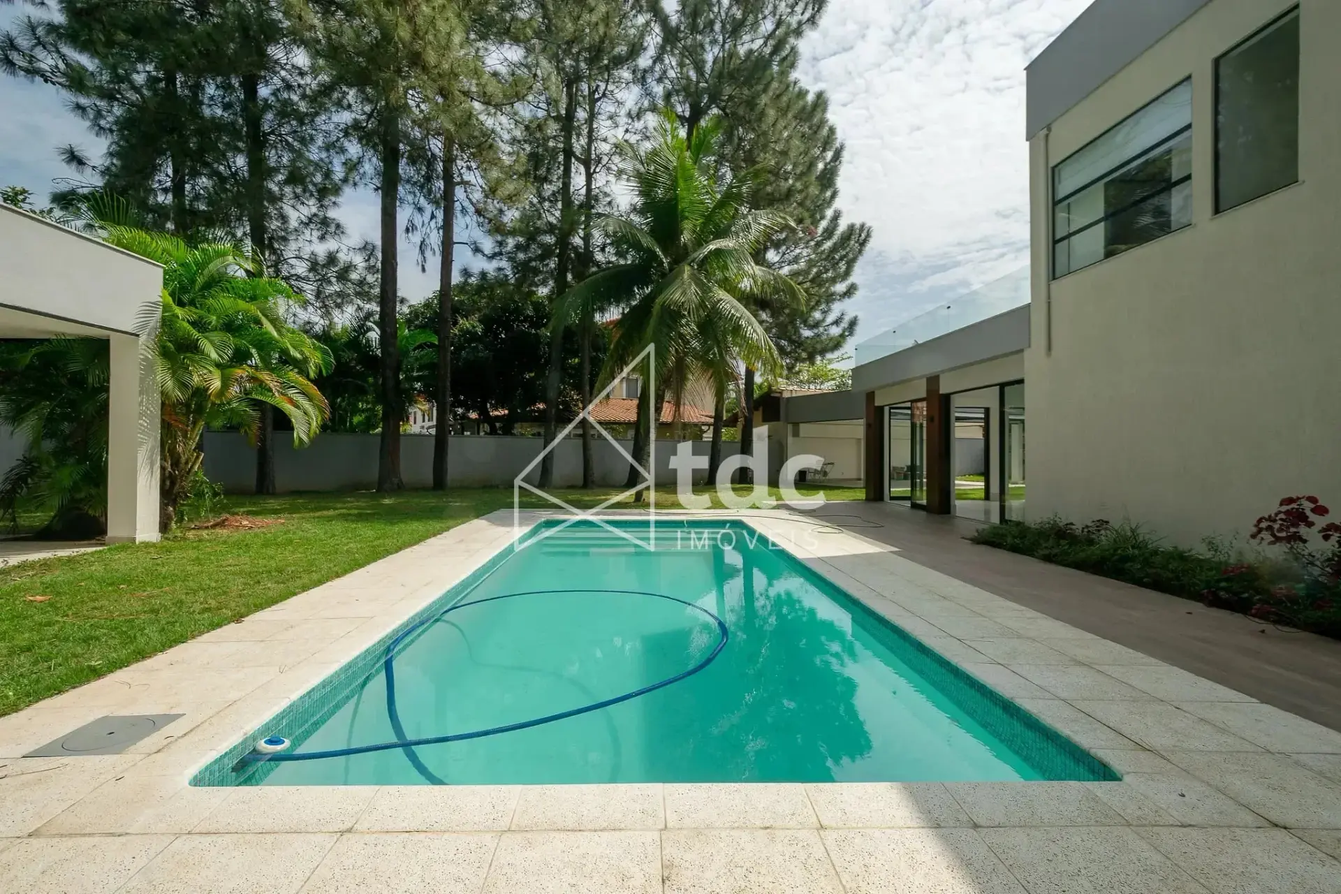 Casa em condomínio com 4 suítes e 3 vagas — photo 15