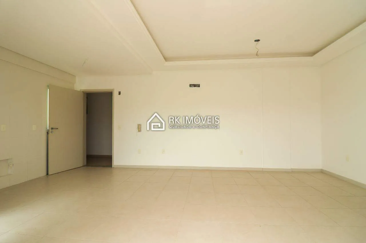 Unfurnished 1-bedroom apartment with balcony and 1 parking spot — photo 14