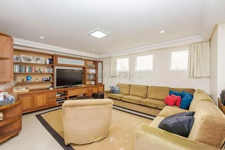 Furnished house with 4 suites, 7 bathrooms, 598 m² — photo 10