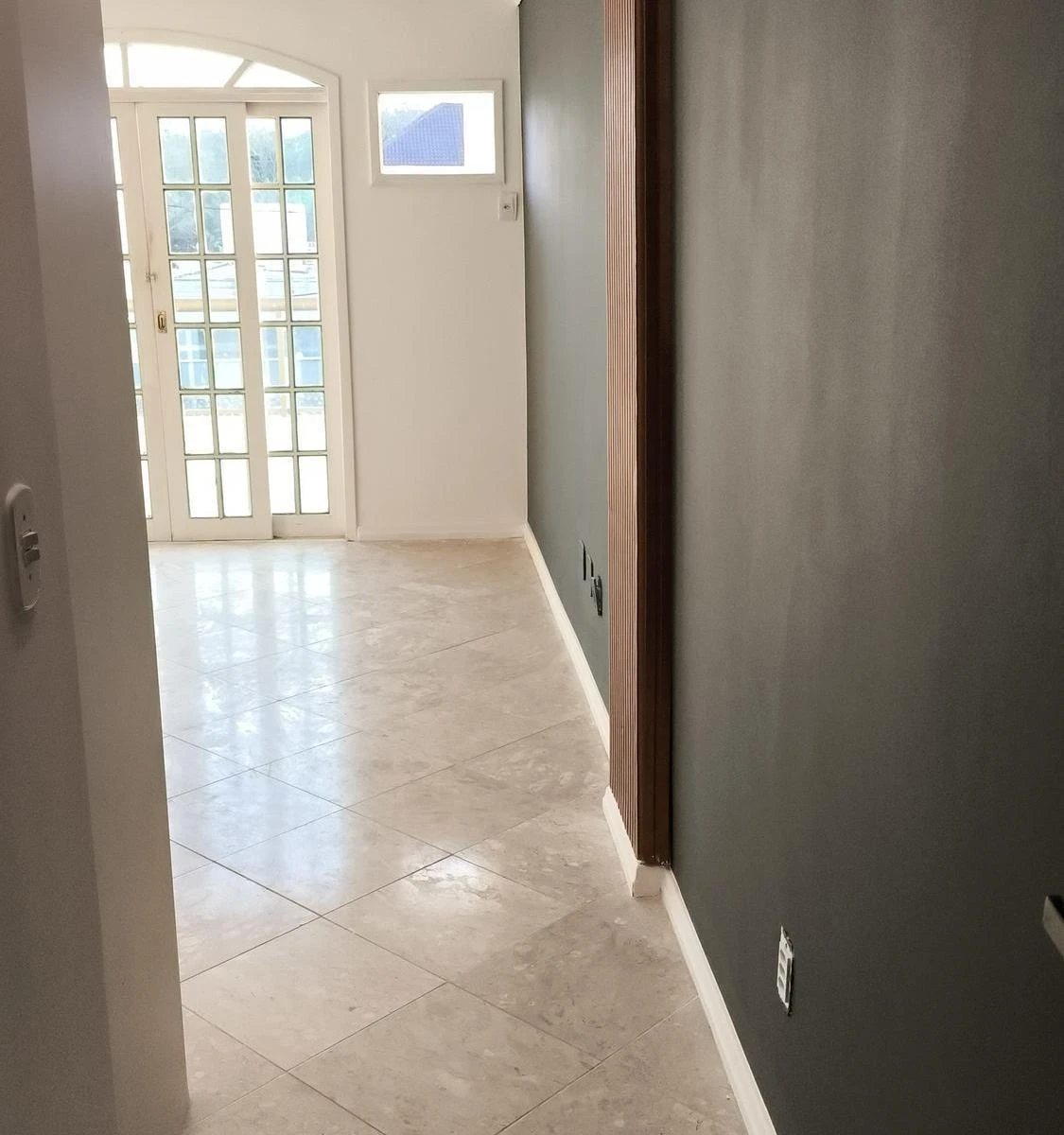 Casa com 4 suítes e 350 m², cozinha com fogão a gás — photo 28