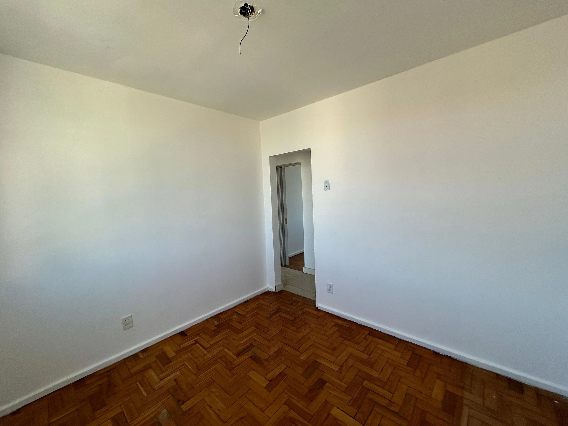 Unfurnished 3-bedroom apartment with 2 baths, no parking — photo 31