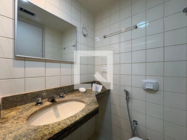 Рабочее место и 2 спальни: квартира 72 м² — photo 28