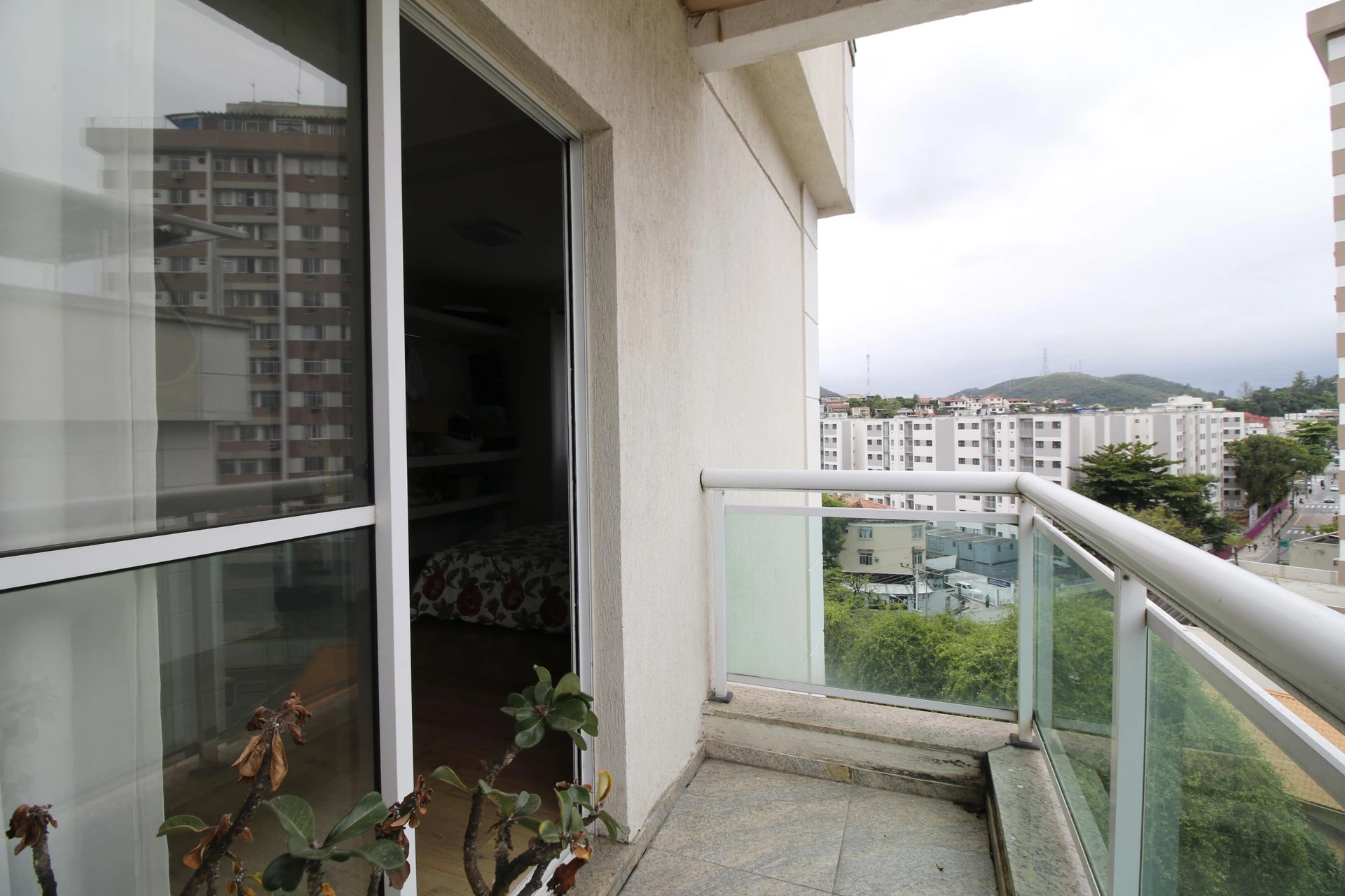 Apartment, 161 m², with a grill on the balcony — photo 13