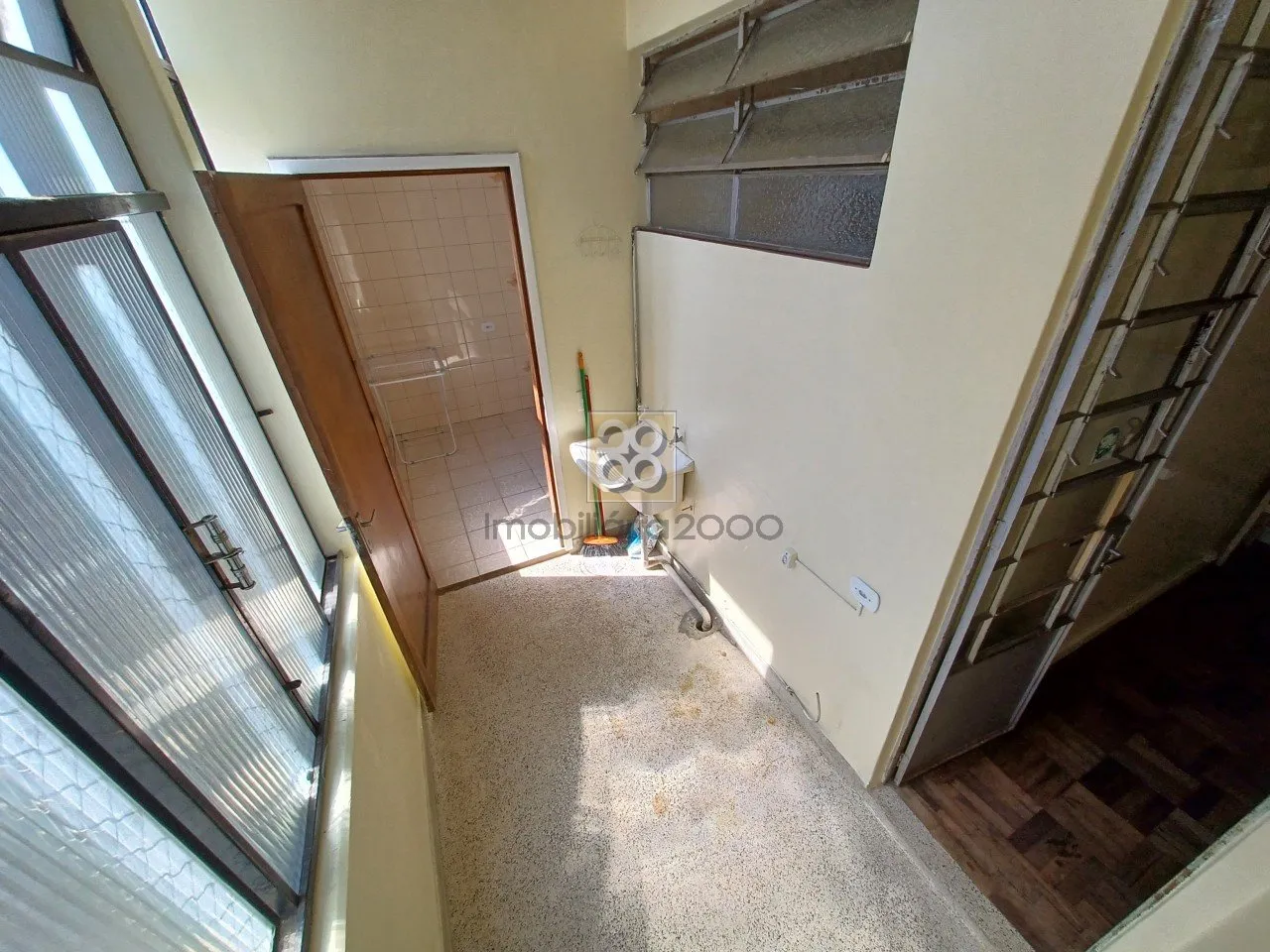 3-bedroom apartment with a home office in Curitiba — photo 15