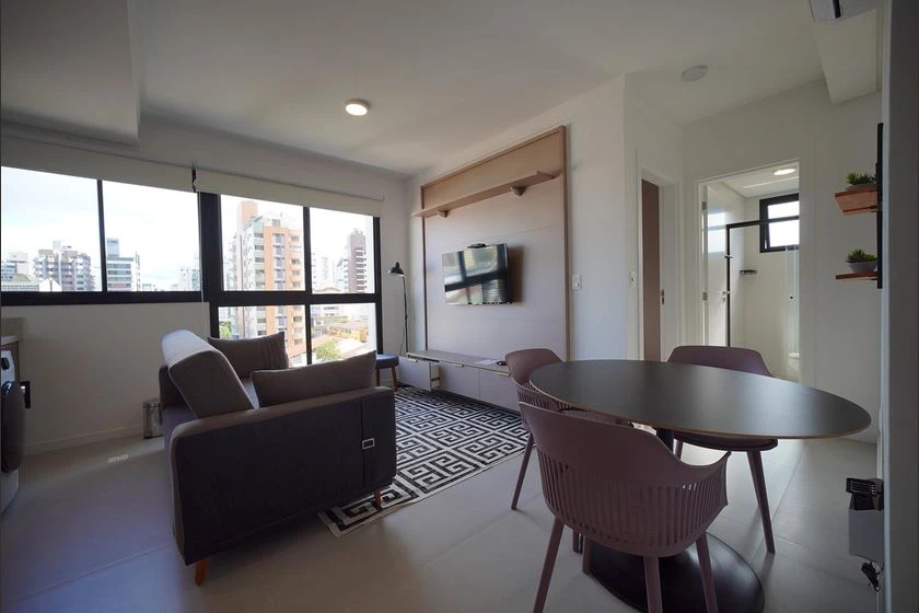 Apartamento mobiliado com 1 quarto e 1 vaga