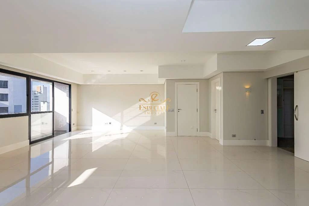 Apartamento com 3 suítes e 5 banheiros, 265 m² — photo 4