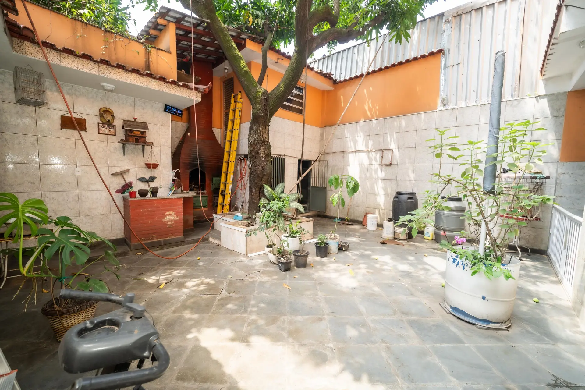 Furnished house, 449 m², with a jacuzzi — photo 29