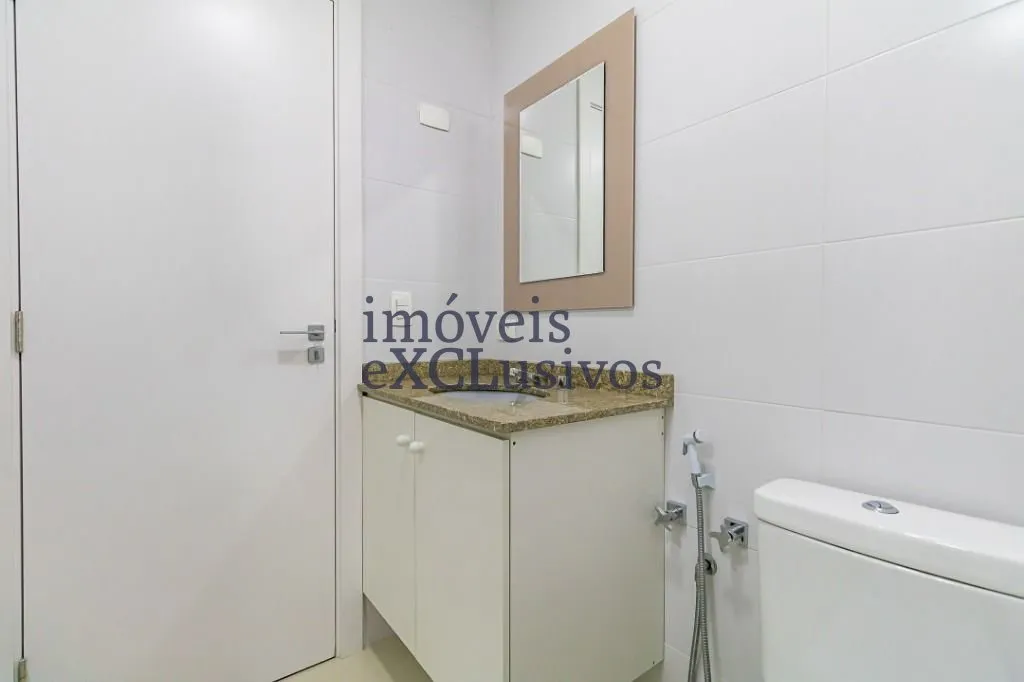 Furnished 2-bedroom apartment with an open-plan kitchen — photo 45