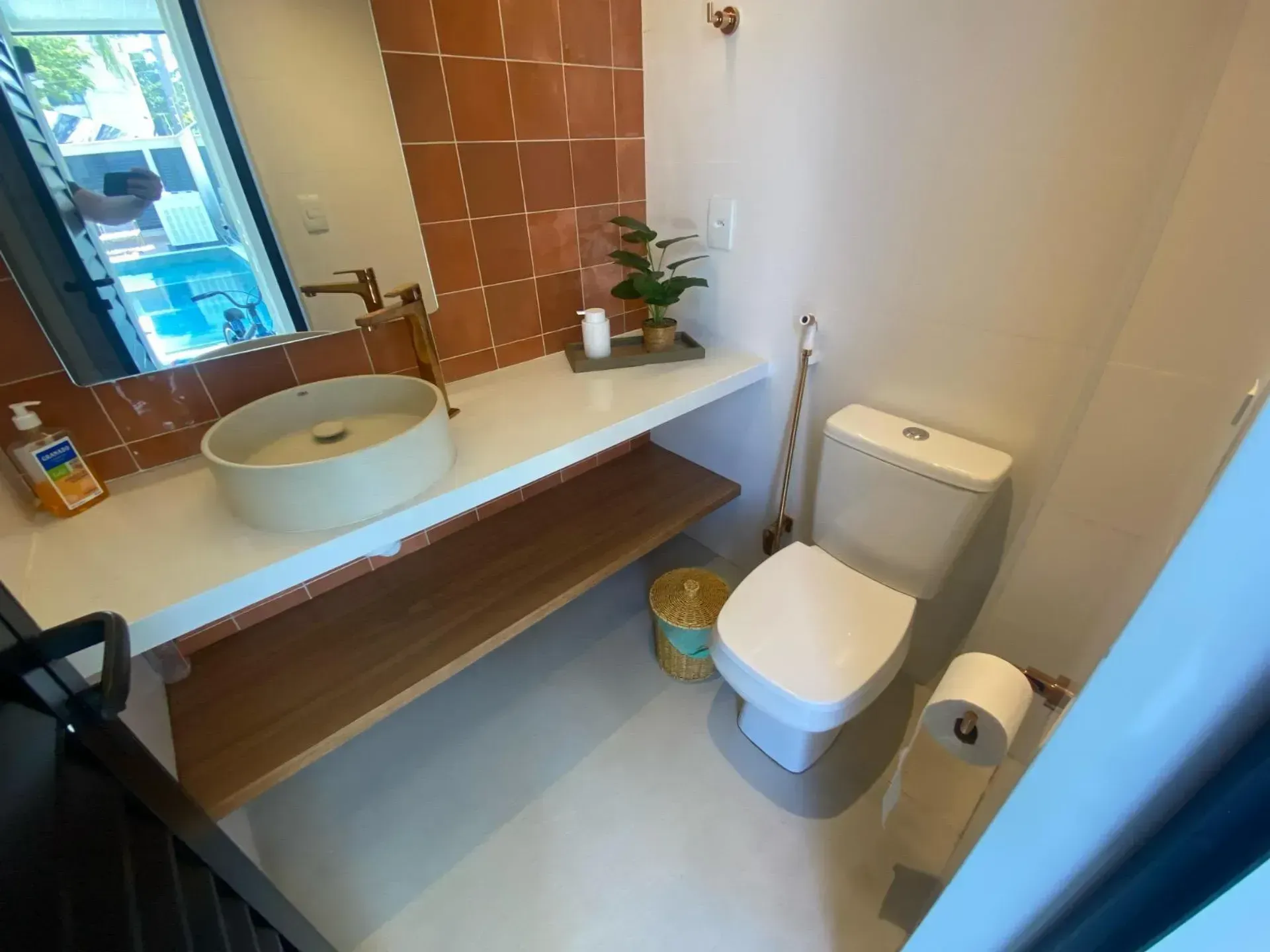 Furnished house with 4 bedrooms and 5 bathrooms — photo 22