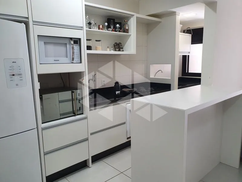 2-bedroom apartment with en-suite and open-plan gas kitchen — photo 6