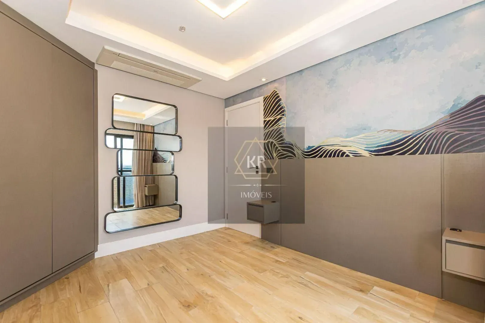 Furnished 272 m² apartment with 3 en-suites and 4 parking — photo 5
