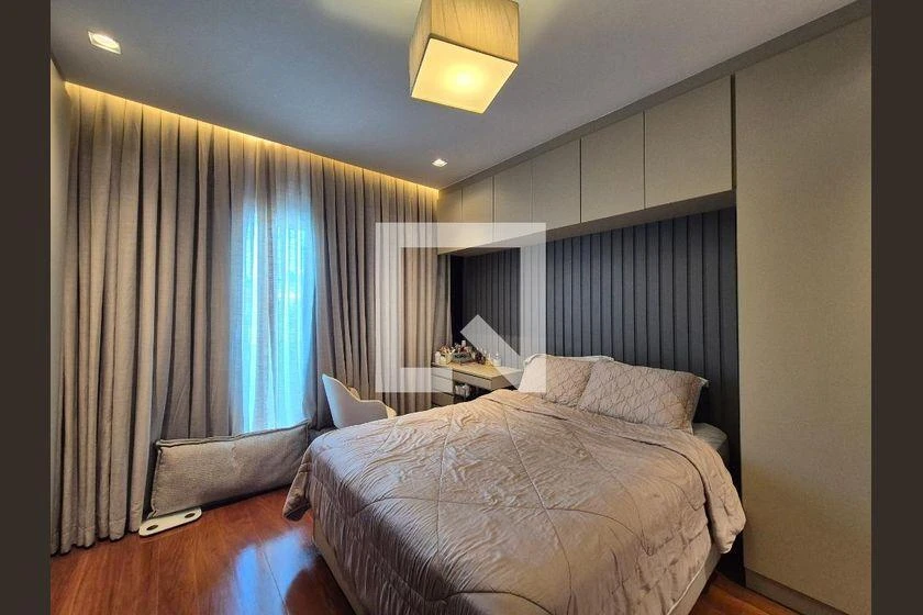 Home office in a 4-bedroom house, 373 m² — photo 20