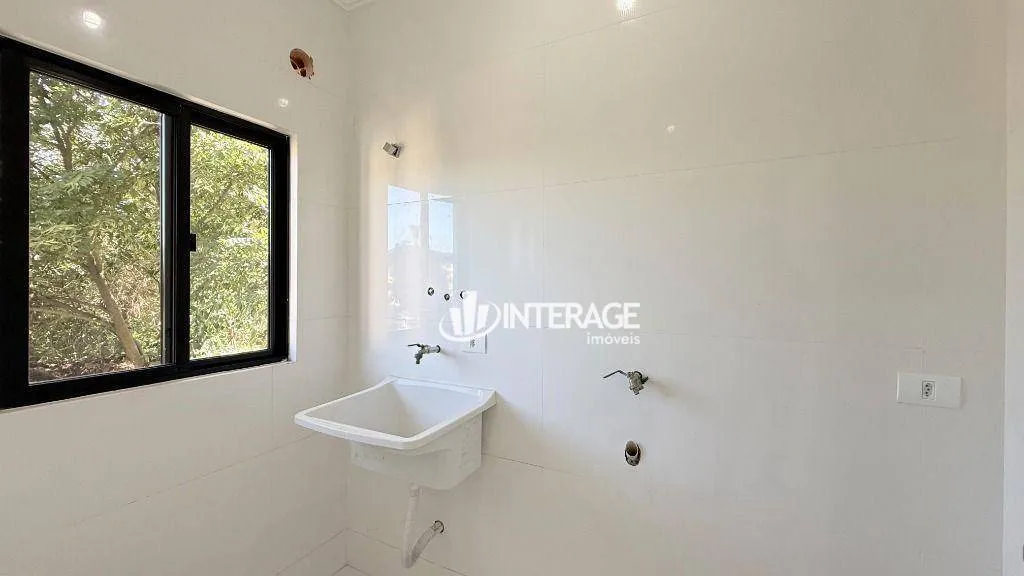 House with 3 bedrooms and 175 m², no parking — photo 30