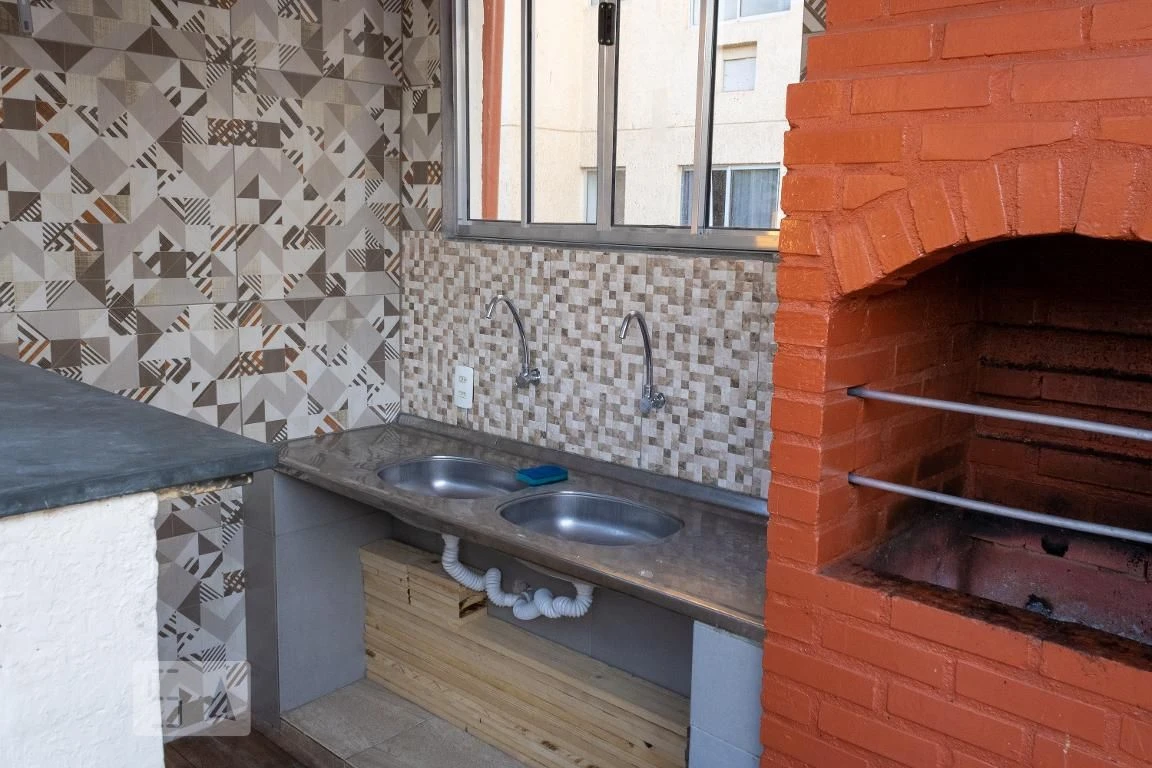 Apartamento com 2 quartos e área de lavanderia — photo 36