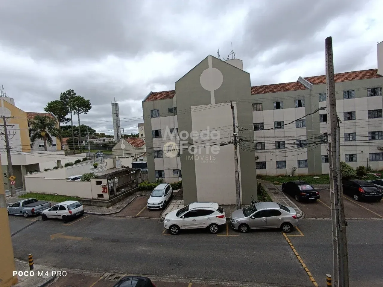 3-bedroom apartment with wood or laminate floors in Curitiba — photo 21
