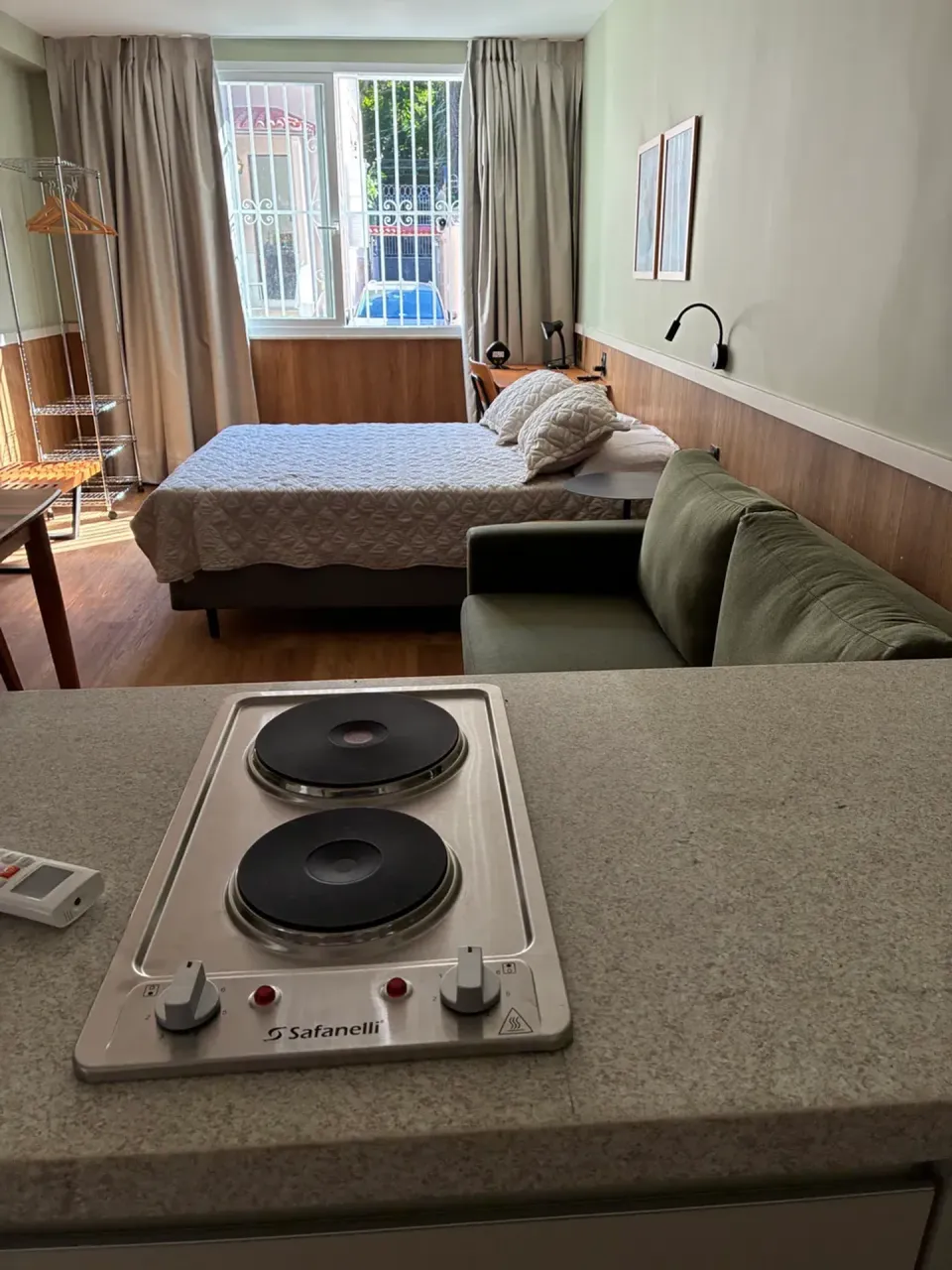 Меблированная квартира: 1 спальня и 1 ванная 150 м² — photo 11