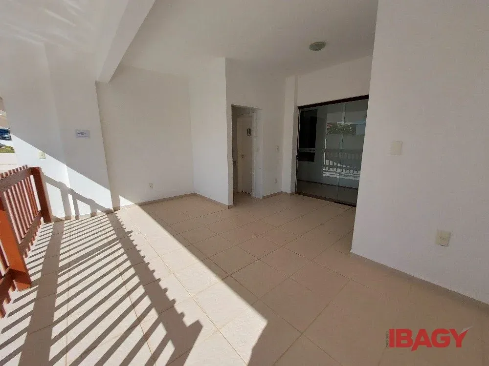 Квартира с 3 спальнями, 102 м², 1 ванная и 2 места — photo 36