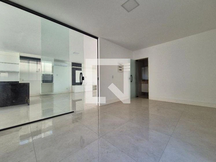Floor-to-ceiling windows in a 4-bedroom house, 430 m² — photo 17
