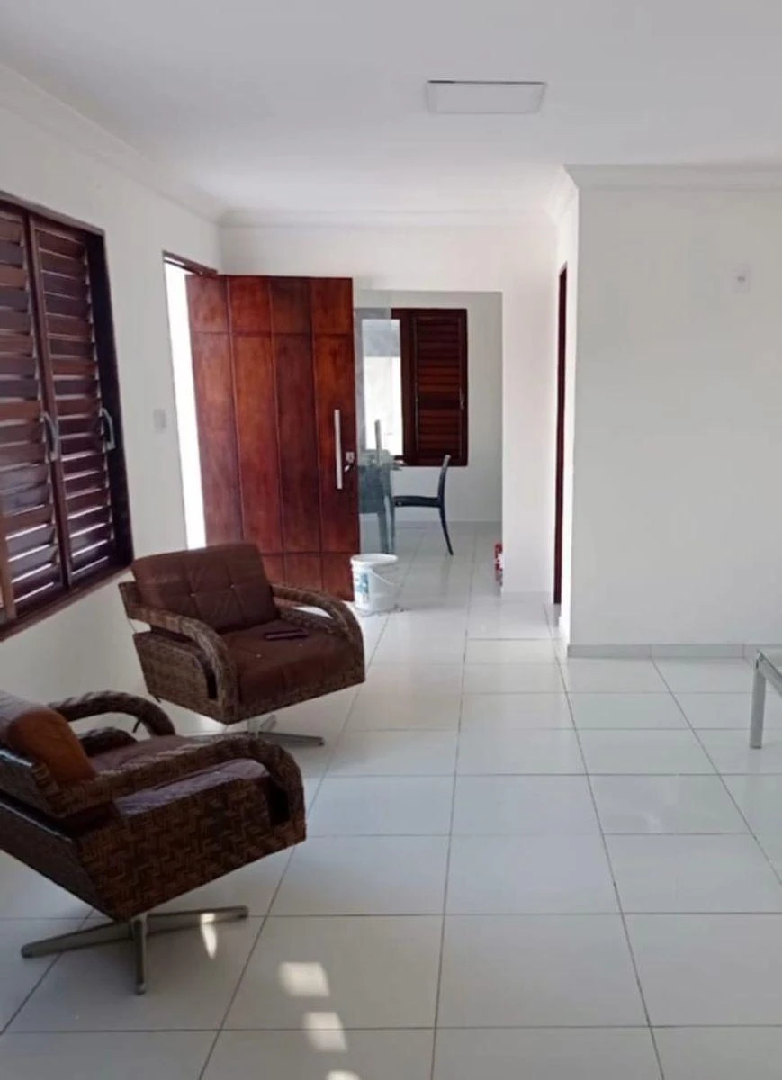 Washing machine in a 3-bedroom house, 160 m²