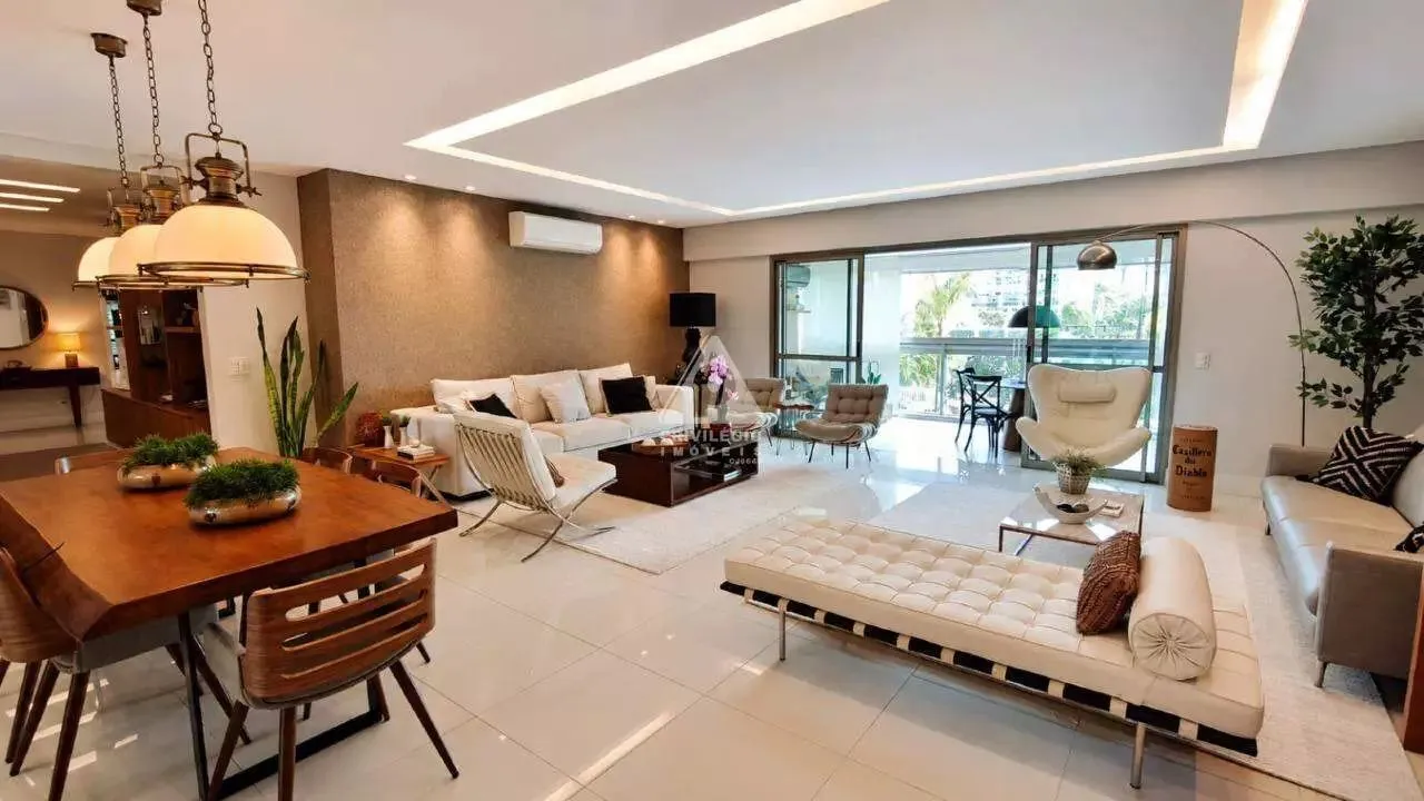 Apartamento mobiliado com 4 quartos e 5 banheiros — photo 20