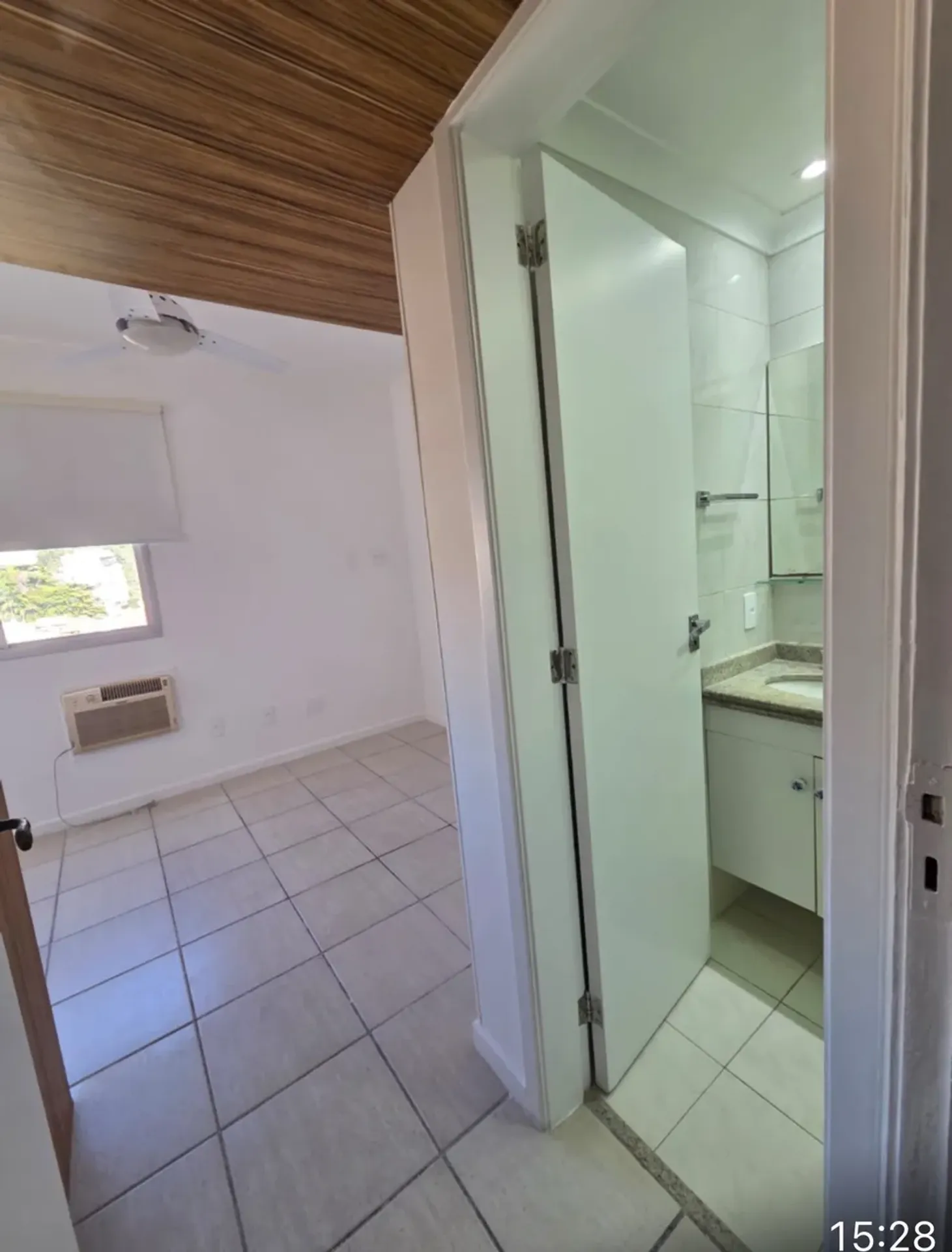 Unfurnished 3-bedroom apartment with terrace views — photo 42
