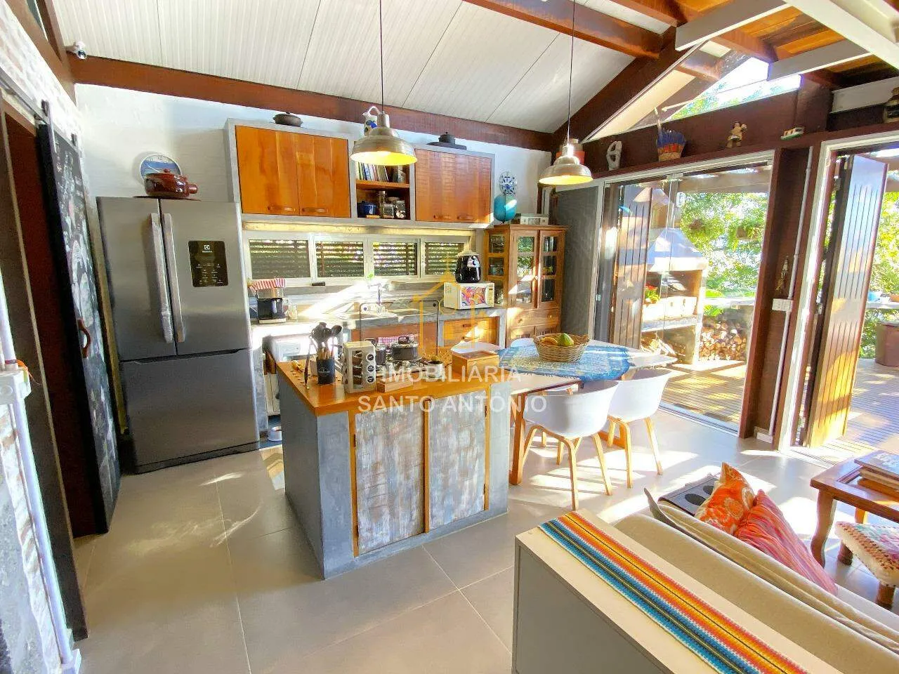 Furnished house with 2 en-suites and private BBQ — photo 9