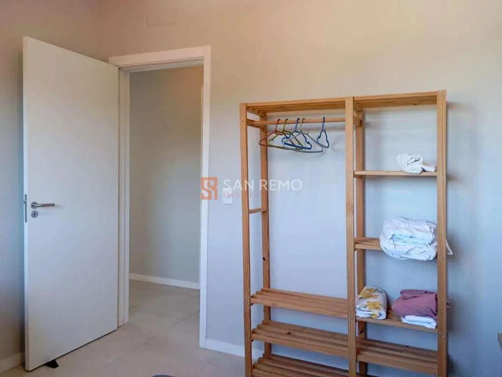 3-bedroom apartment with balcony and open-plan kitchen — photo 4