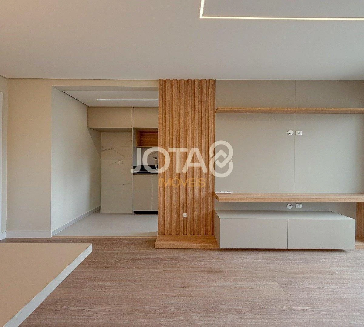 Furnished apartment with 1 parking spot and open-plan kitchen — photo 22