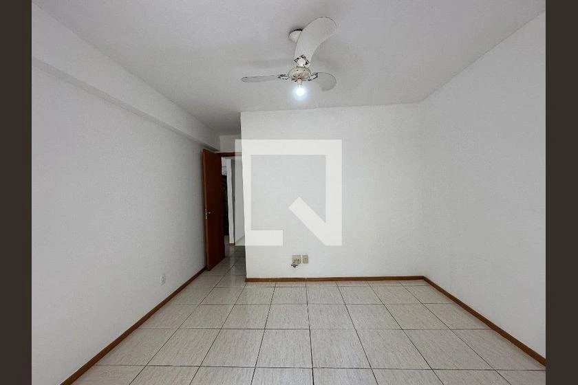 3-bedroom apartment in a building with a gym — photo 18