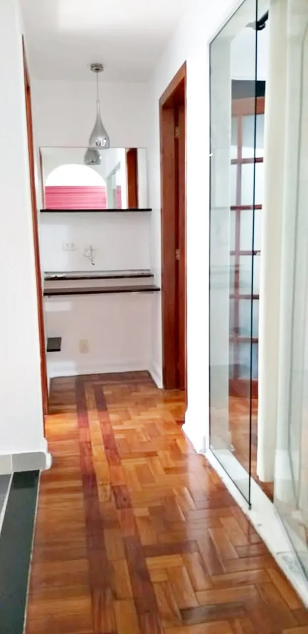 Apartment with glass balcony and 1 bedroom, no parking — photo 17