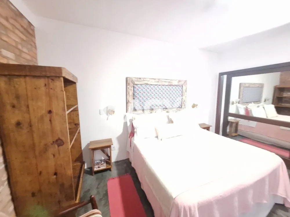 Furnished 4 en-suite bedroom house with balcony grill — photo 18