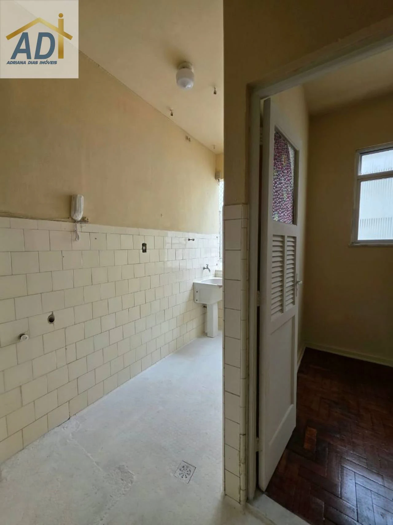 Apartamento de 2 quartos com cozinha fechada separada — photo 13