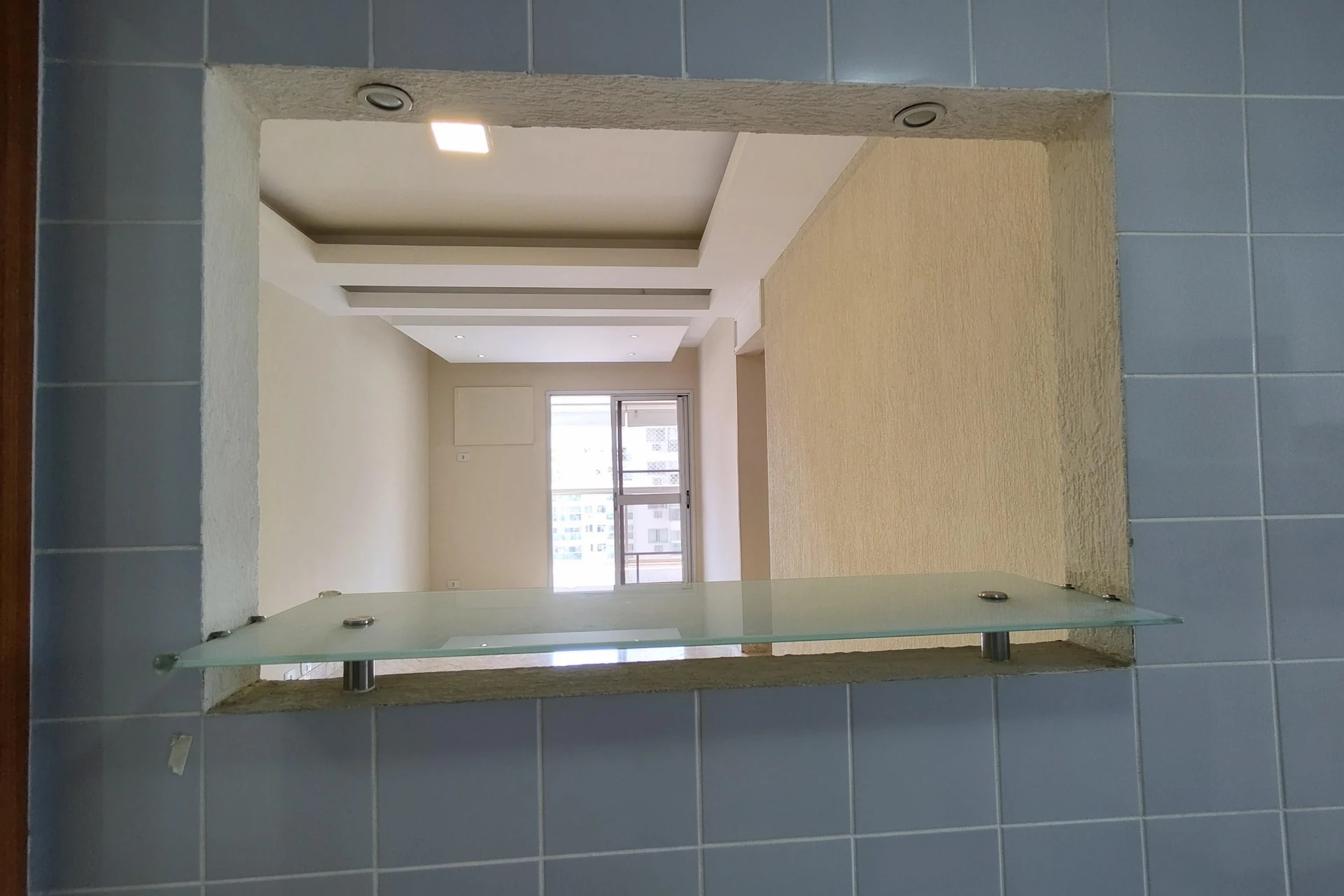 99 m² apartment with a water view and a washing machine — photo 33
