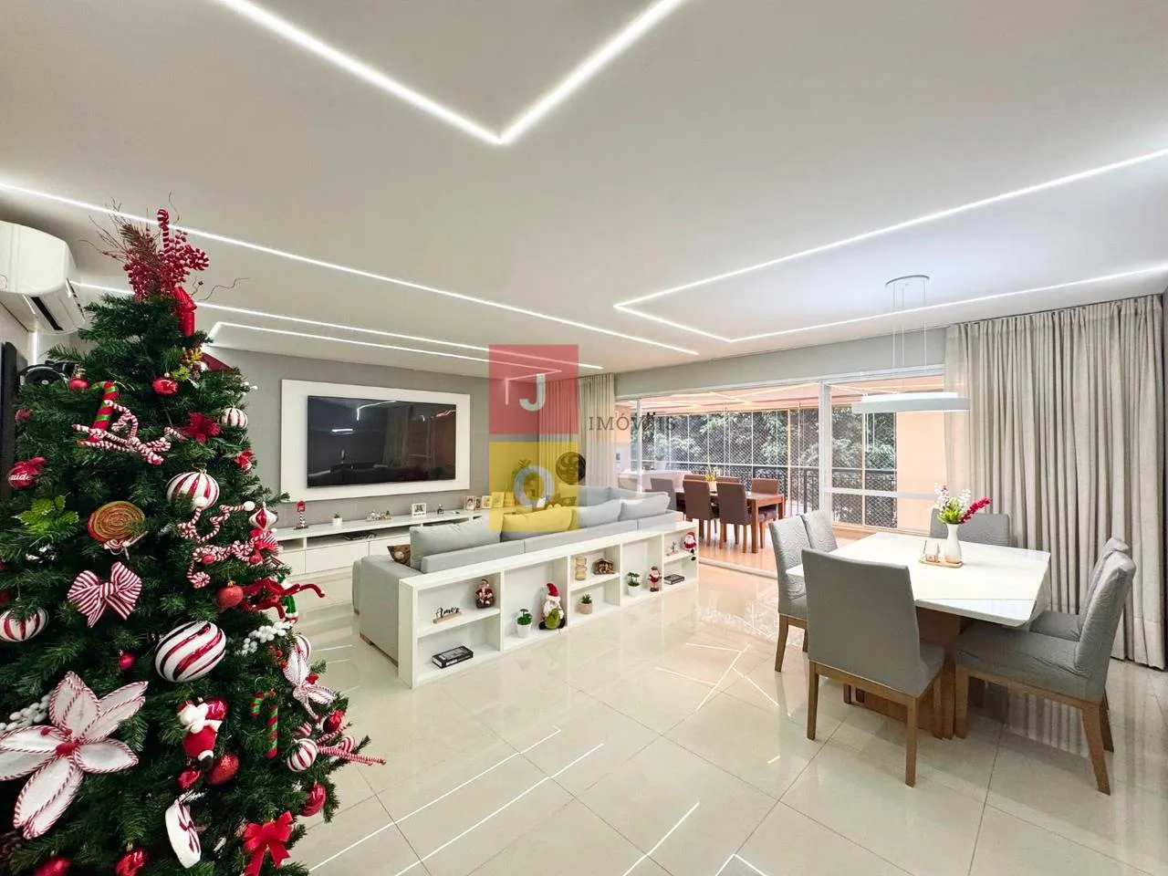 4 quartos e varanda envidraçada: apartamento de 193 m² — photo 3