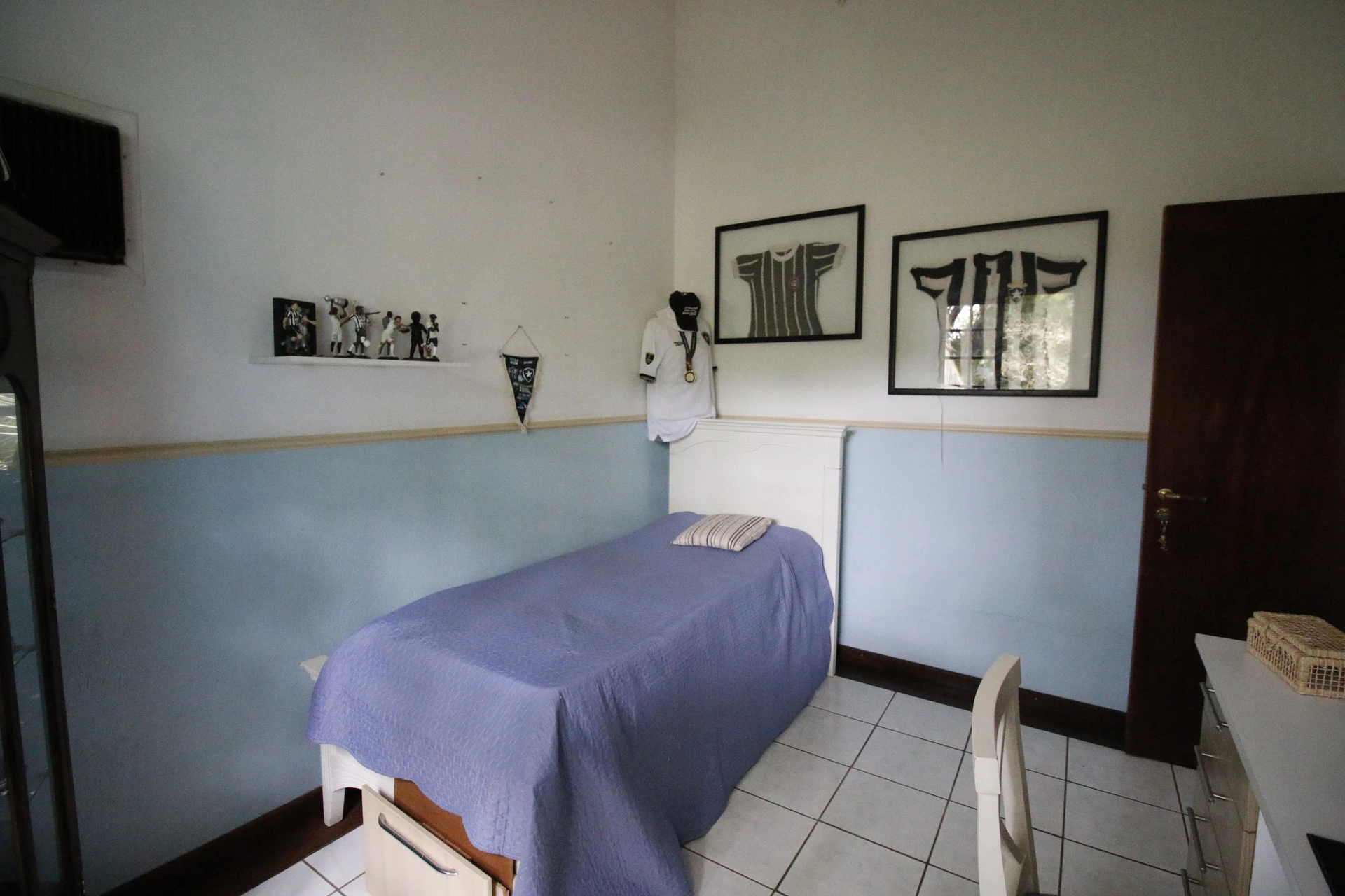 Furnished house, 700 m², with a jacuzzi — photo 41