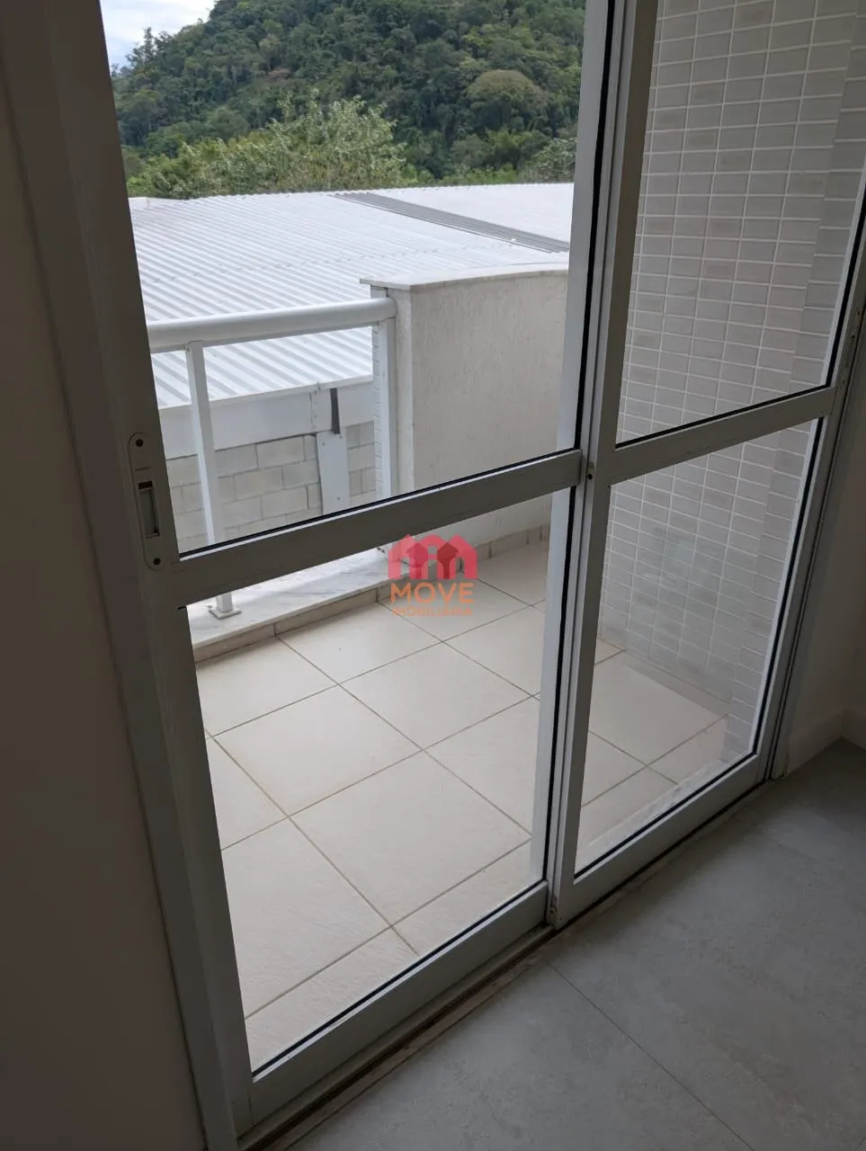 1-bedroom apartment with balcony and 1 parking space — photo 17