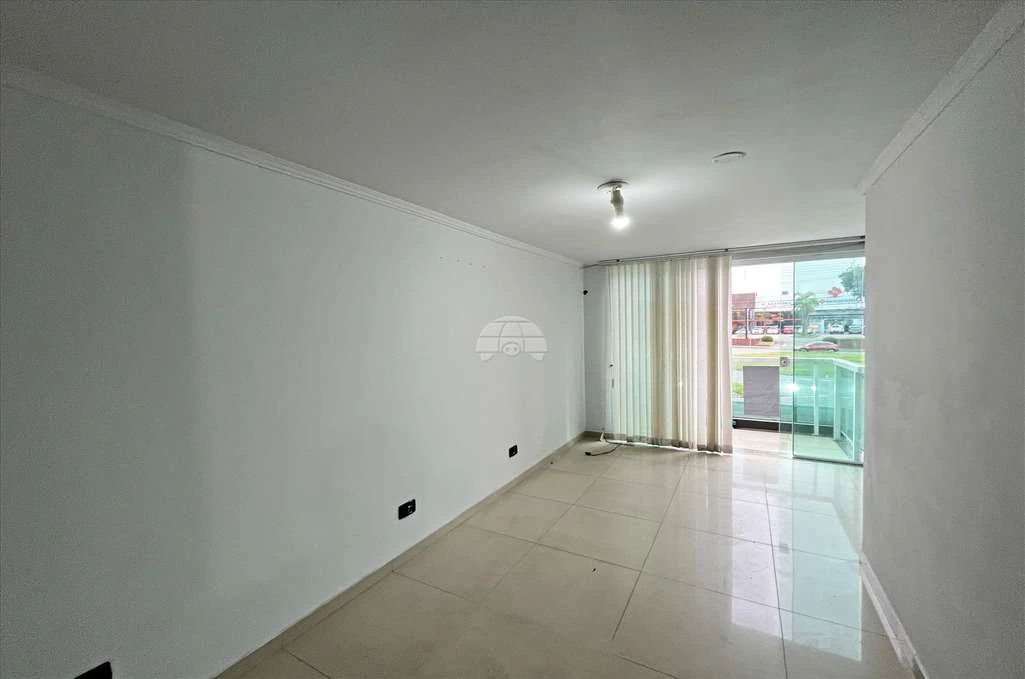 33 m² studio with 1 bedroom and balcony, no parking — photo 2