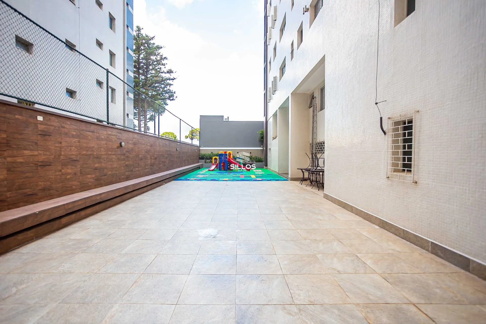 Apartamento de 241 m² con 4 dormitorios y cocina abierta — photo 56