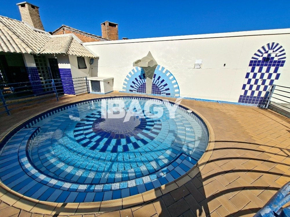 98 m² apartment with a private BBQ and a private pool — photo 3