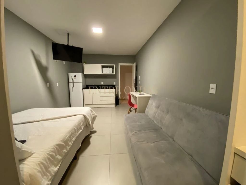 Furnished studio in a building with a gym — photo 16