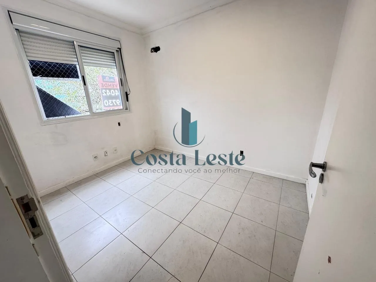 3-bedroom apartment with 2 en-suite bathrooms — photo 10