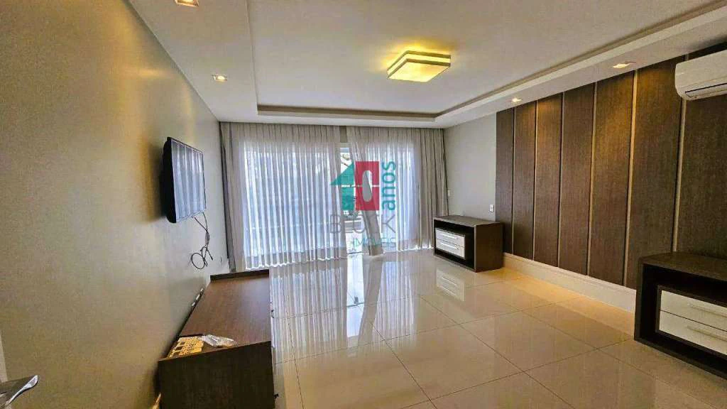 4-bedroom apartment with private garden and 364 m² — photo 17
