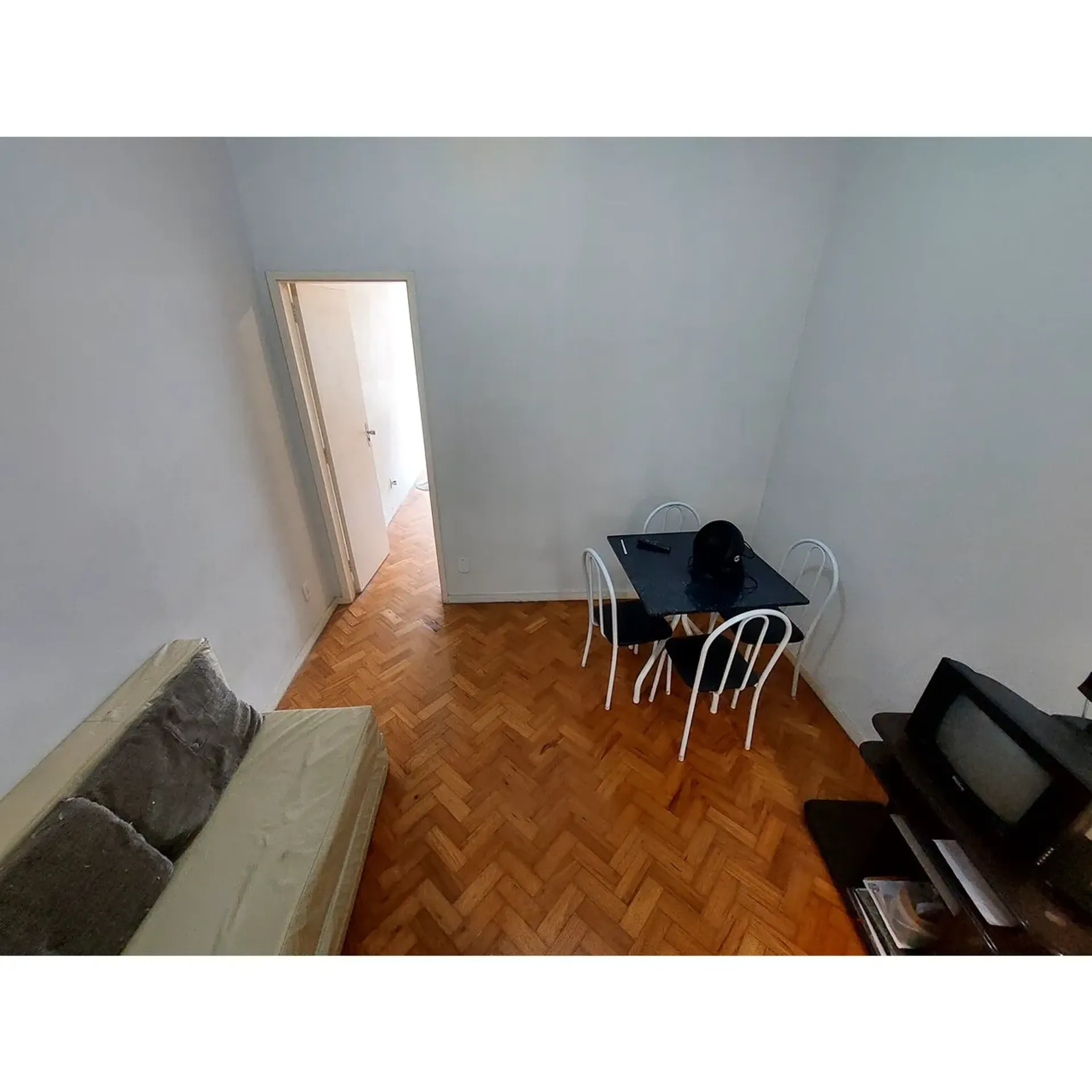 Apartment on the 5th floor with a washing machine — photo 7