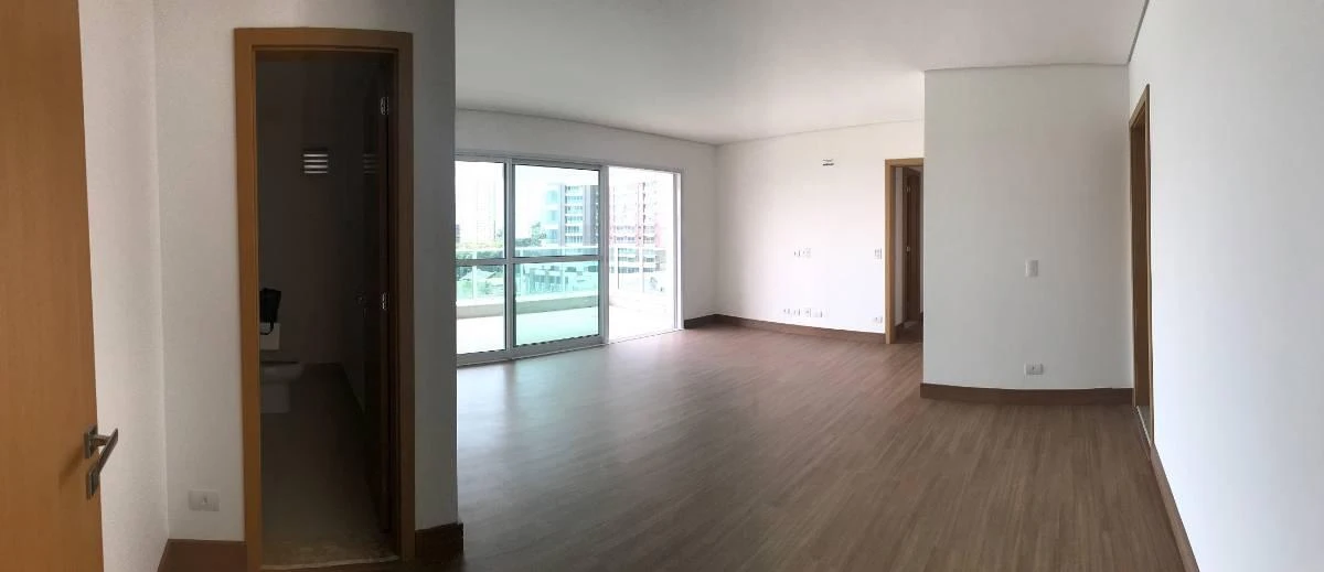 3-bedroom apartment with balcony and built-in grill — photo 3