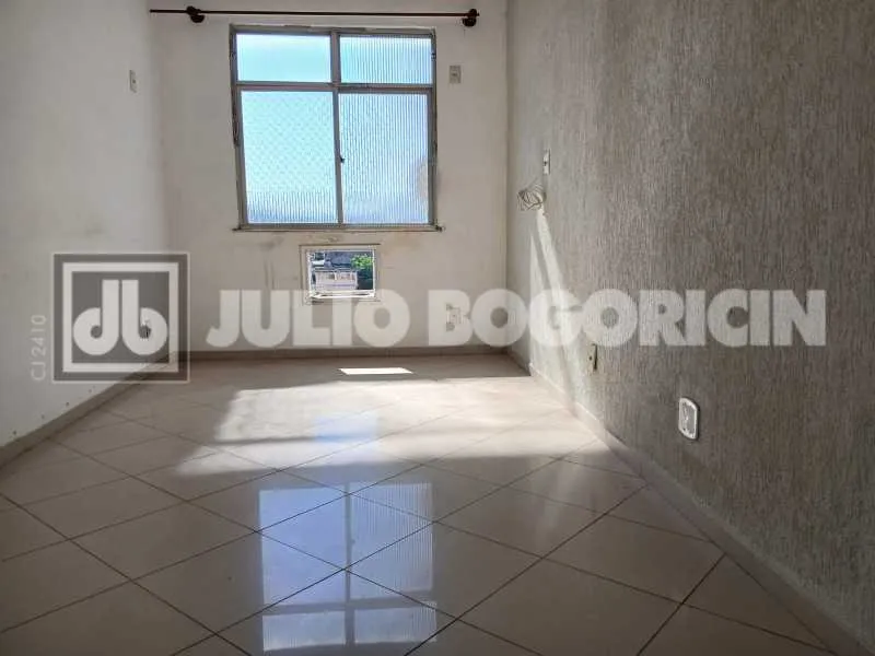 80 m² apartment with 3 bedrooms and 1 parking spot — photo 3