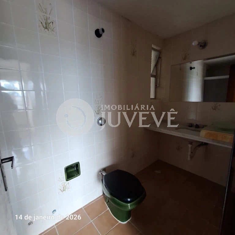Квартира з 2 спальнями та дерев'яною підлогою або ламінатом — photo 8