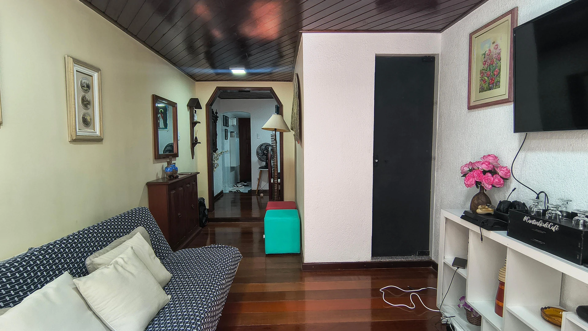 Furnished 1-bedroom apartment with 1 bathroom — photo 8