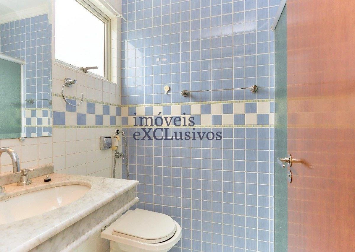 Ванна та 5 спалень: будинок 500 м² — photo 45